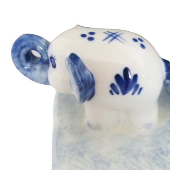 Vintage Handpainted Delft Holland Blue/White Elephant Figure - Picture 2 of 8